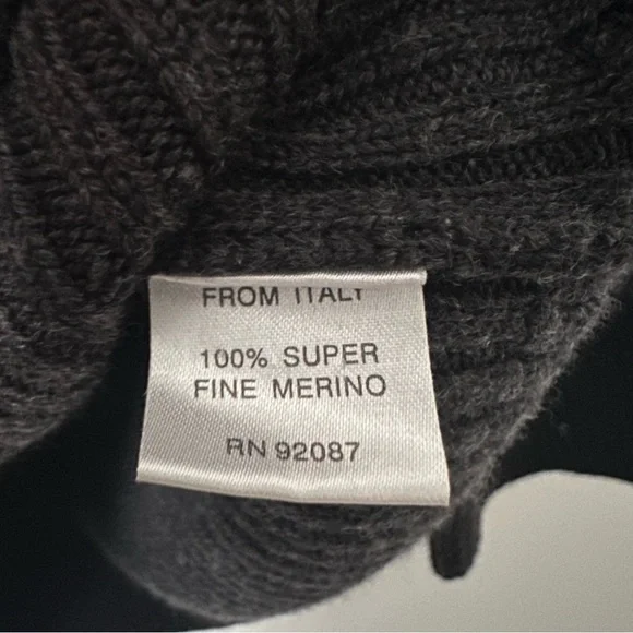 Saks Chevron Sweater 100% Super fine Merino Wool Size XS - Picture 4 of 5